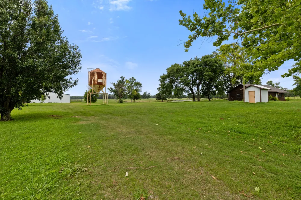 447 Pink Gladiola Broken Bow, OK 74728
