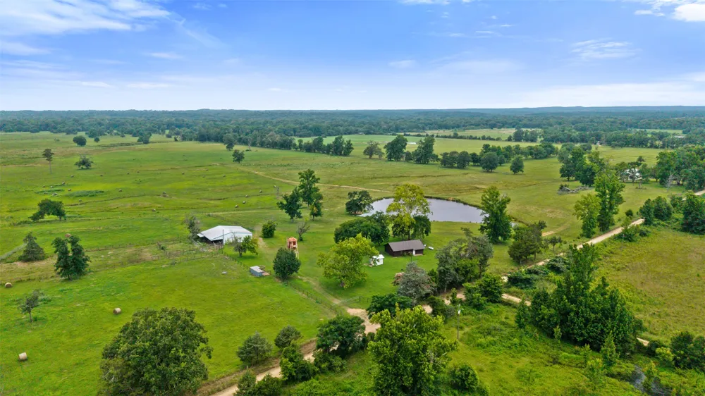 447 Pink Gladiola Broken Bow, OK 74728