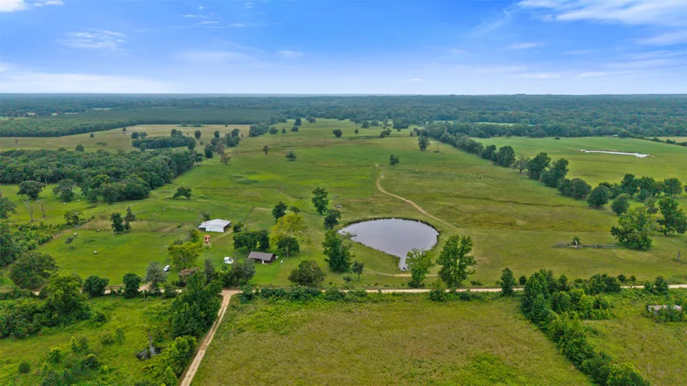 447 Pink Gladiola Broken Bow, OK 74728