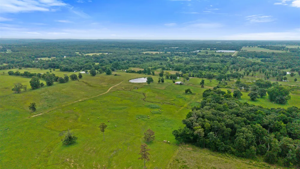 447 Pink Gladiola Broken Bow, OK 74728