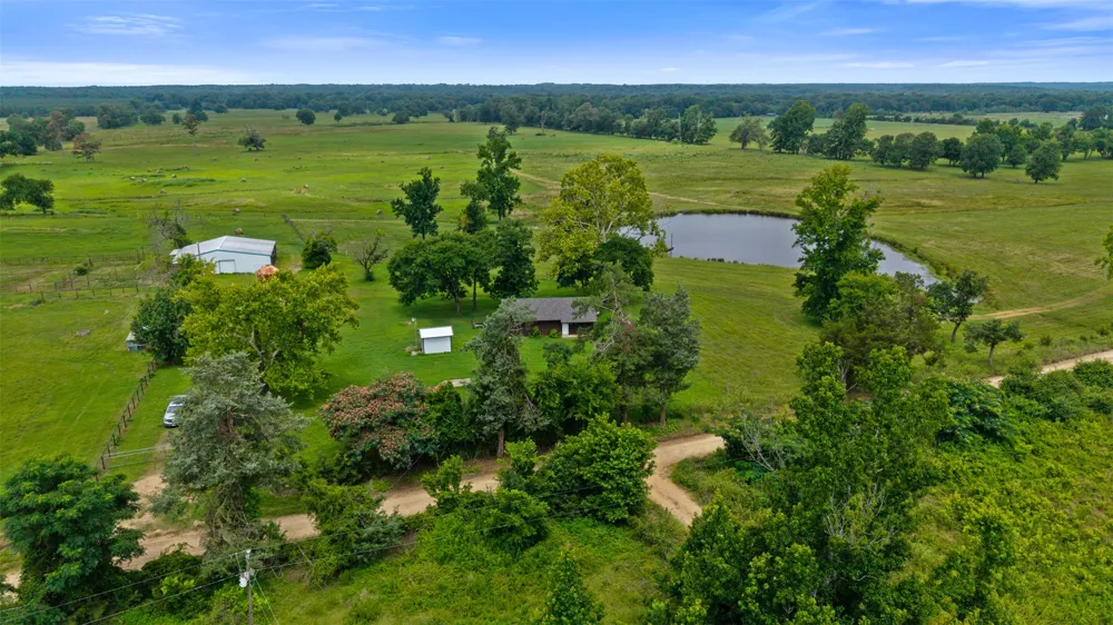 447 Pink Gladiola Broken Bow, OK 74728