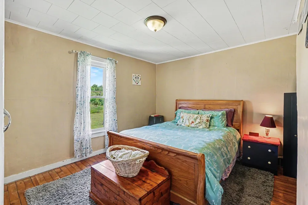 7615 Pleasant Hill Road Banks Township, MI 49729