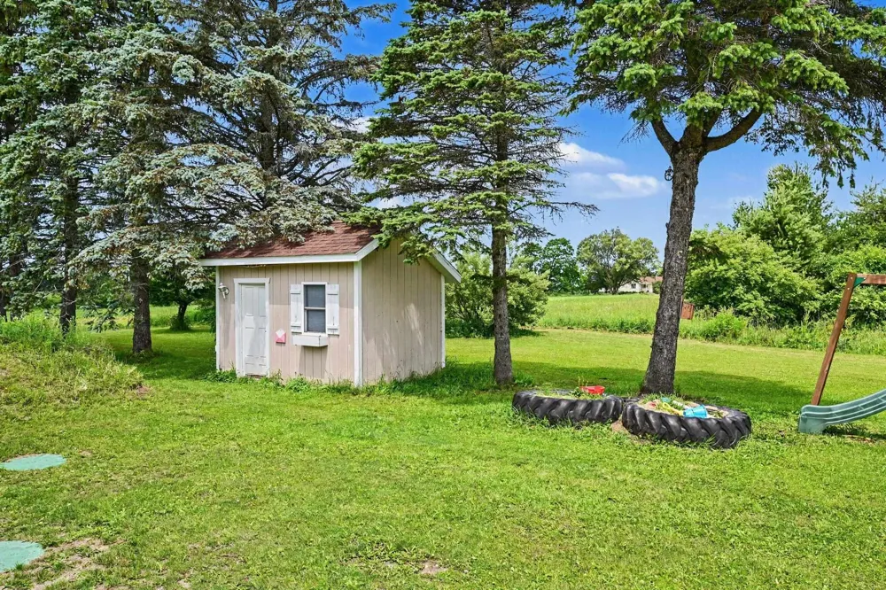 7615 Pleasant Hill Road Banks Township, MI 49729