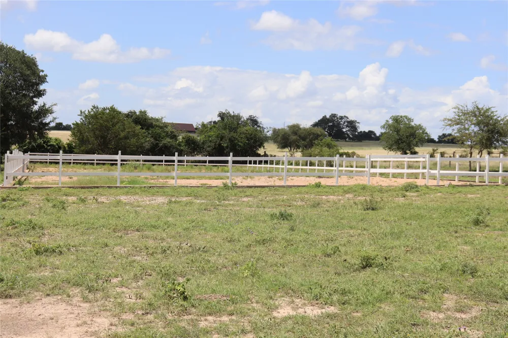 1220 Brushy Branch Road Lockhart, TX 78644