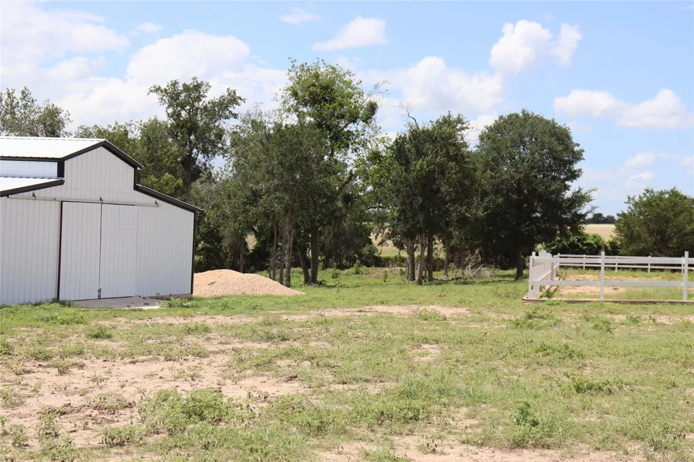 1220 Brushy Branch Road Lockhart, TX 78644