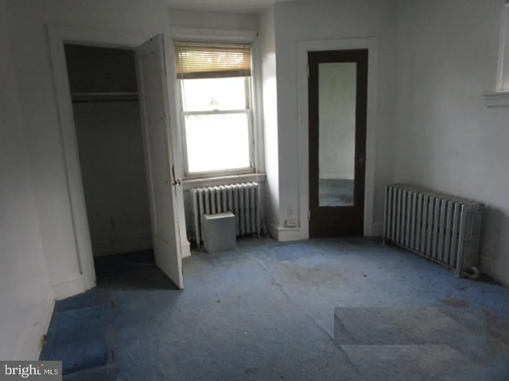 6126 11TH STREET Philadelphia, PA 19141