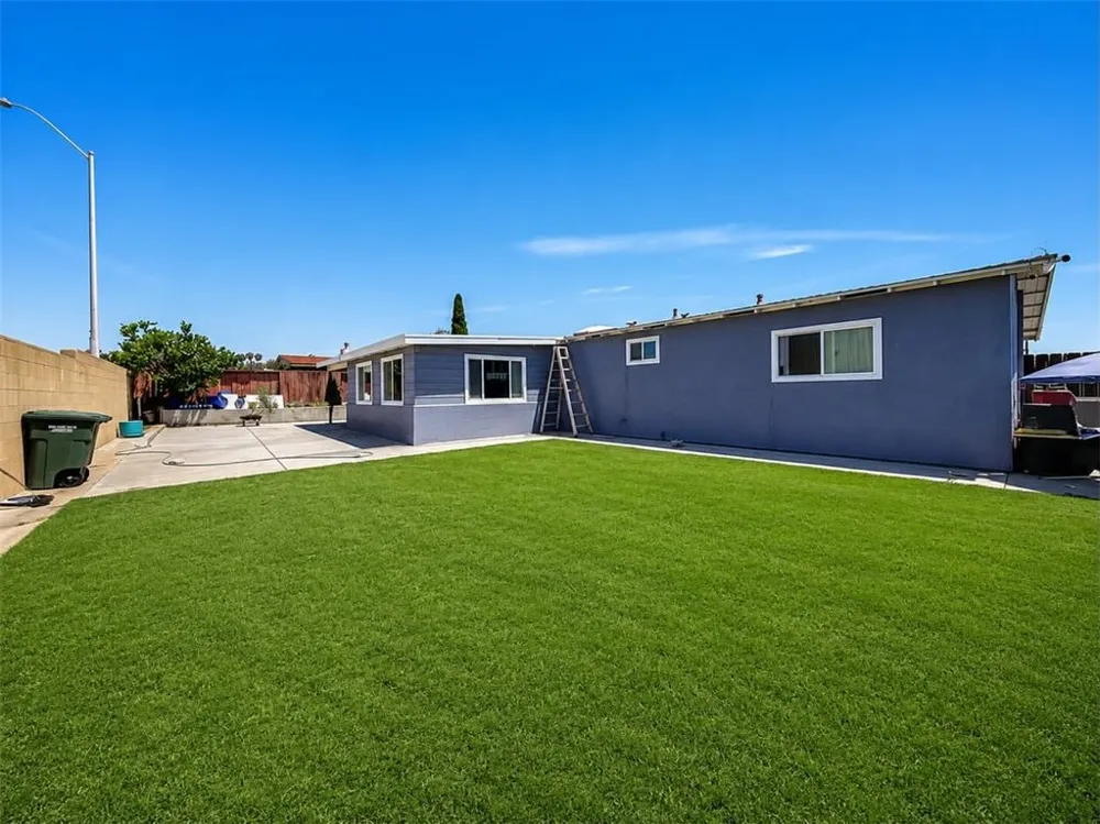 910 Saint George Court Spring Valley, CA 91977