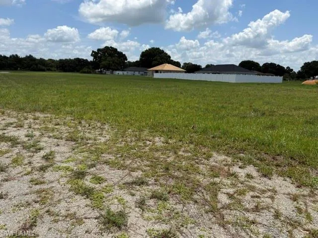 817 Trident Court Sebring, FL 33876
