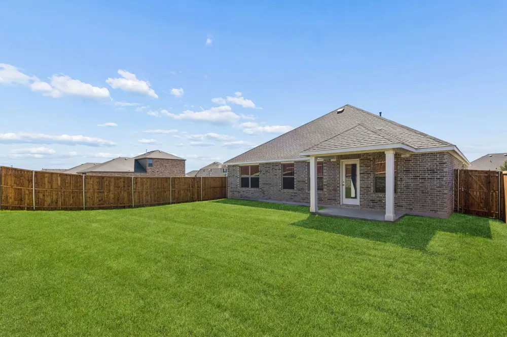 3711 Brewster Royse City, TX 75189