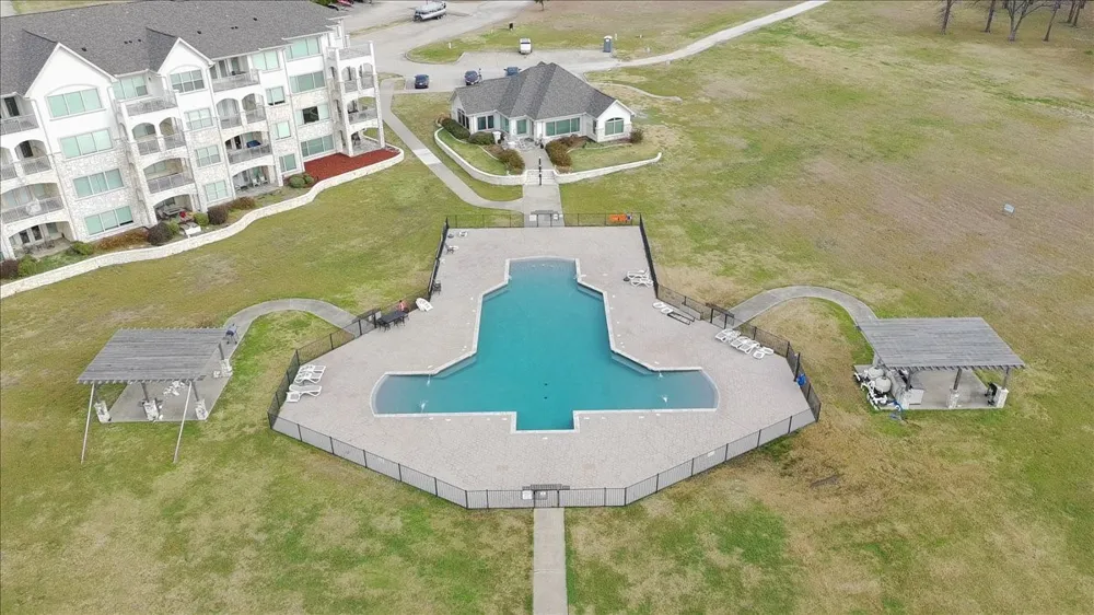 9900 Northshore Boulevard #3108 Corsicana, TX 75109