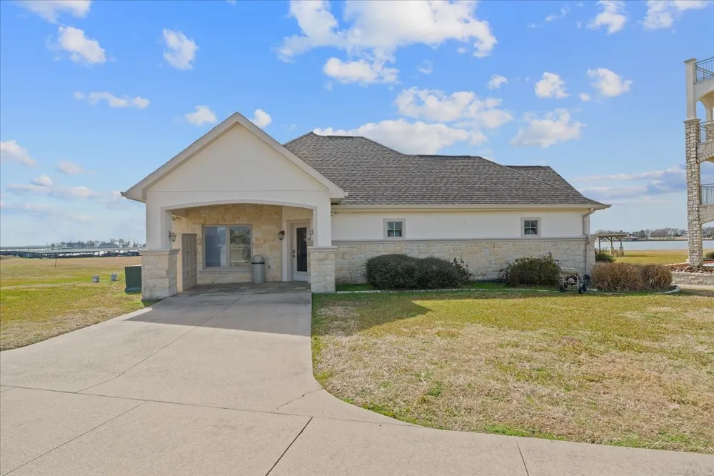 9900 Northshore Boulevard #3108 Corsicana, TX 75109