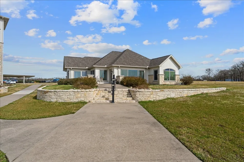 9900 Northshore Boulevard #3108 Corsicana, TX 75109