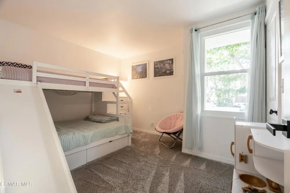 744 Tuolumne Avenue Thousand Oaks, CA 91360