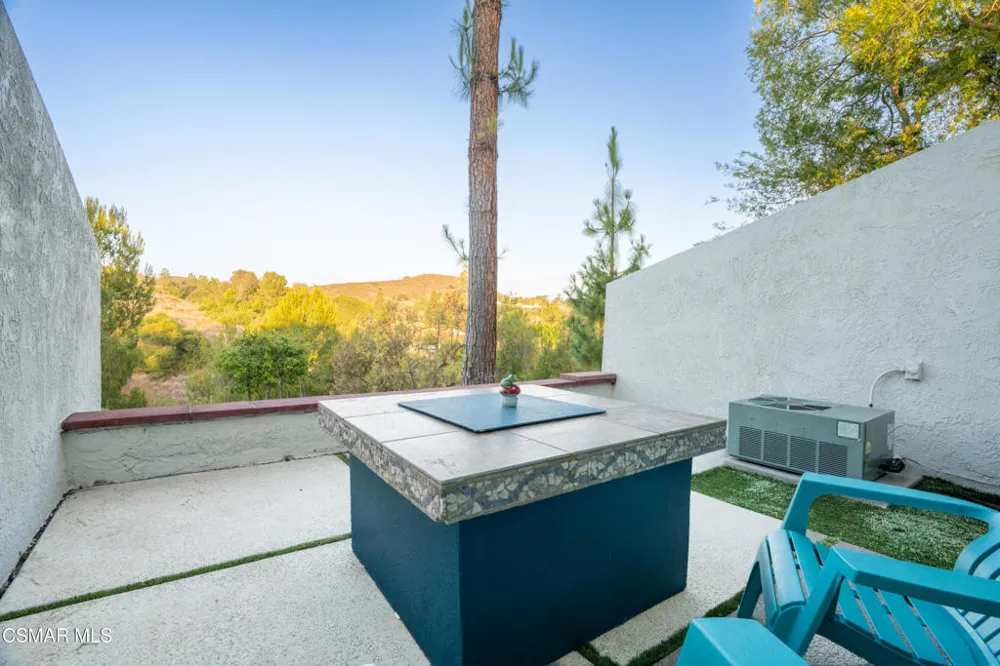 744 Tuolumne Avenue Thousand Oaks, CA 91360