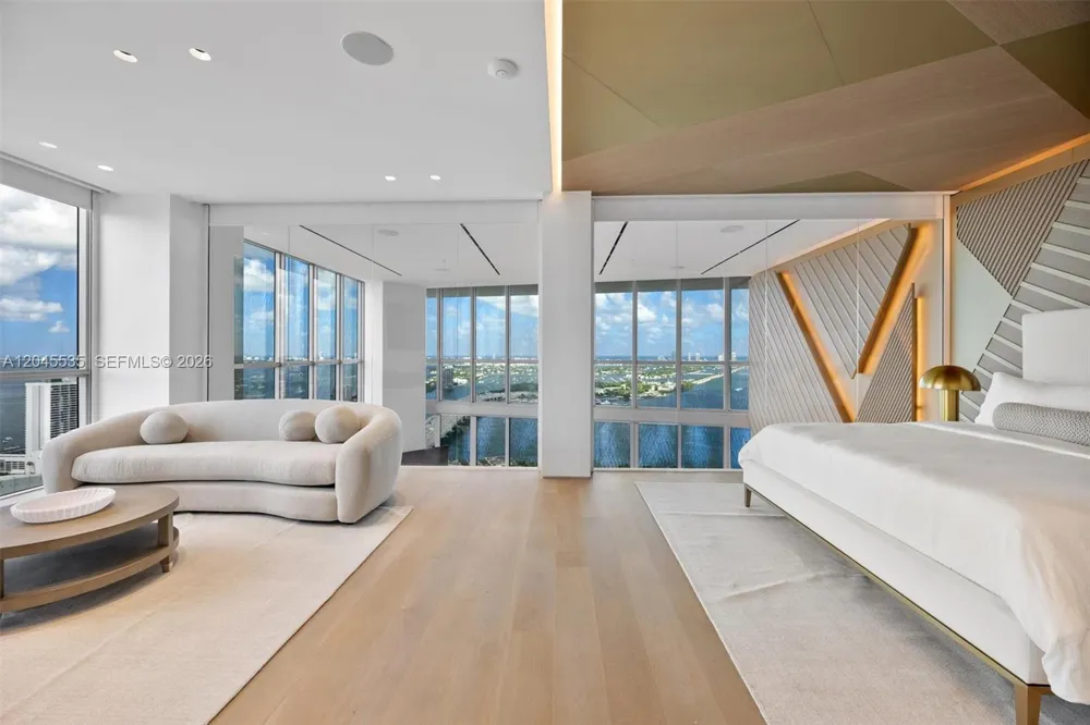 1100 Biscayne Blvd #3906 Miami, FL 33132