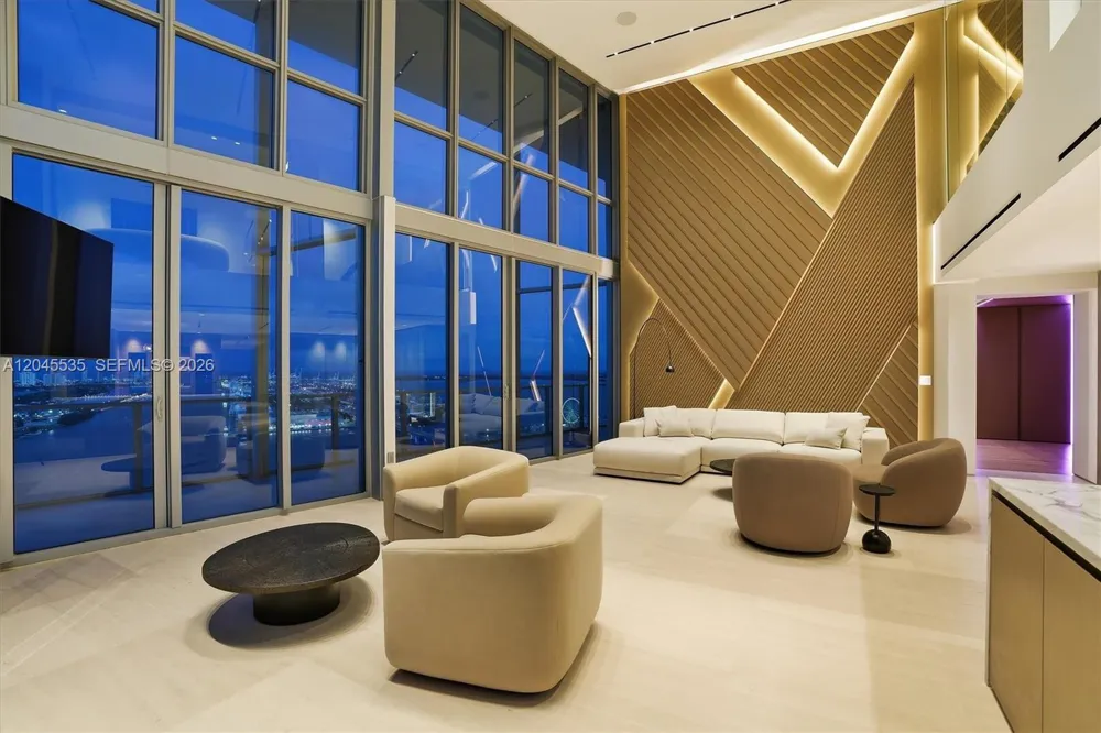 1100 Biscayne Blvd #3906 Miami, FL 33132