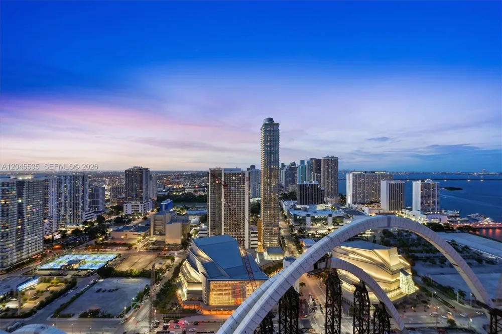 1100 Biscayne Blvd #3906 Miami, FL 33132