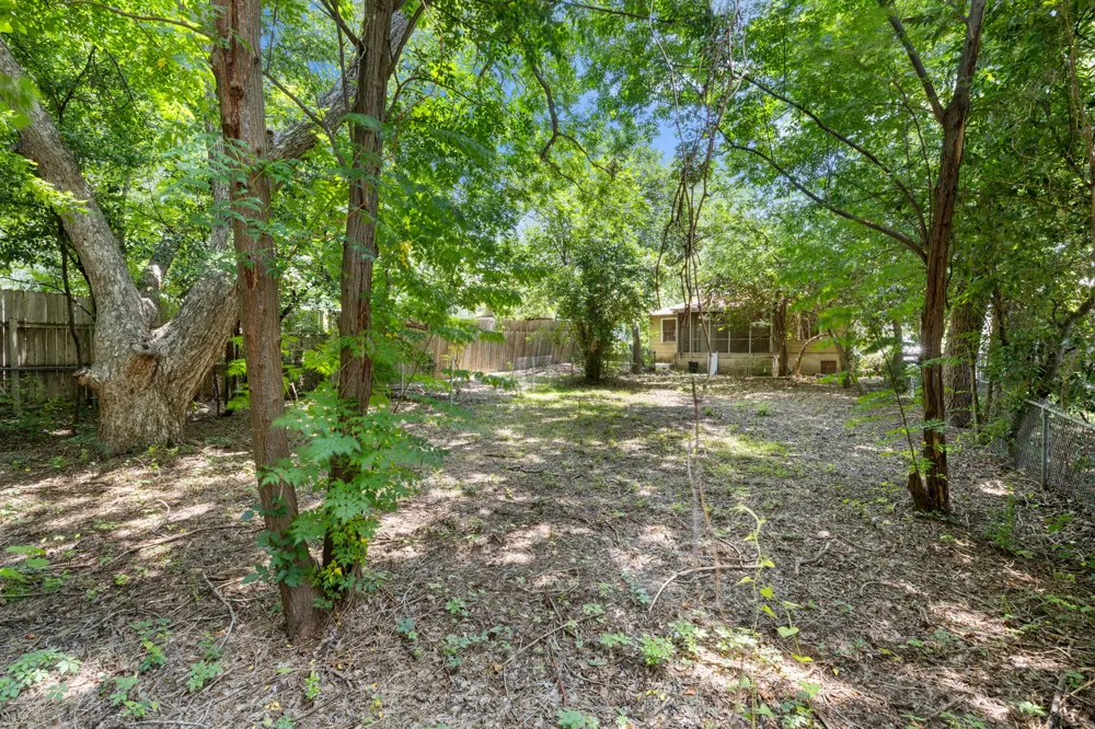 3704 Cherrywood Road Austin, TX 78722