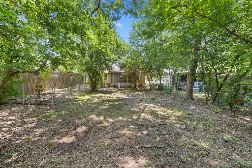 3704 Cherrywood Road Austin, TX 78722