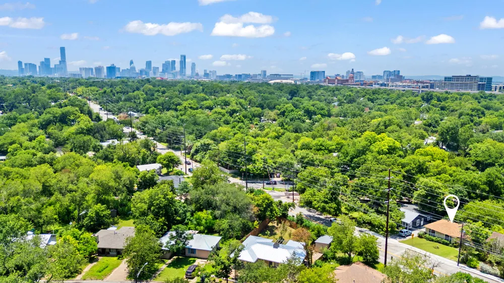 3704 Cherrywood Road Austin, TX 78722