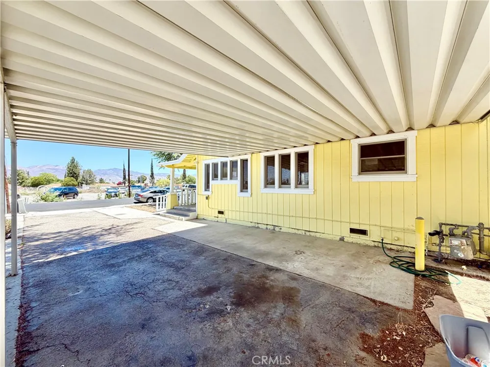 41861 Acacia Avenue Hemet, CA 92544