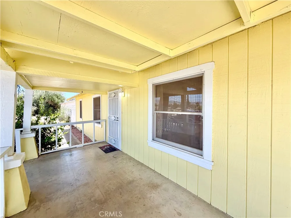 41861 Acacia Avenue Hemet, CA 92544