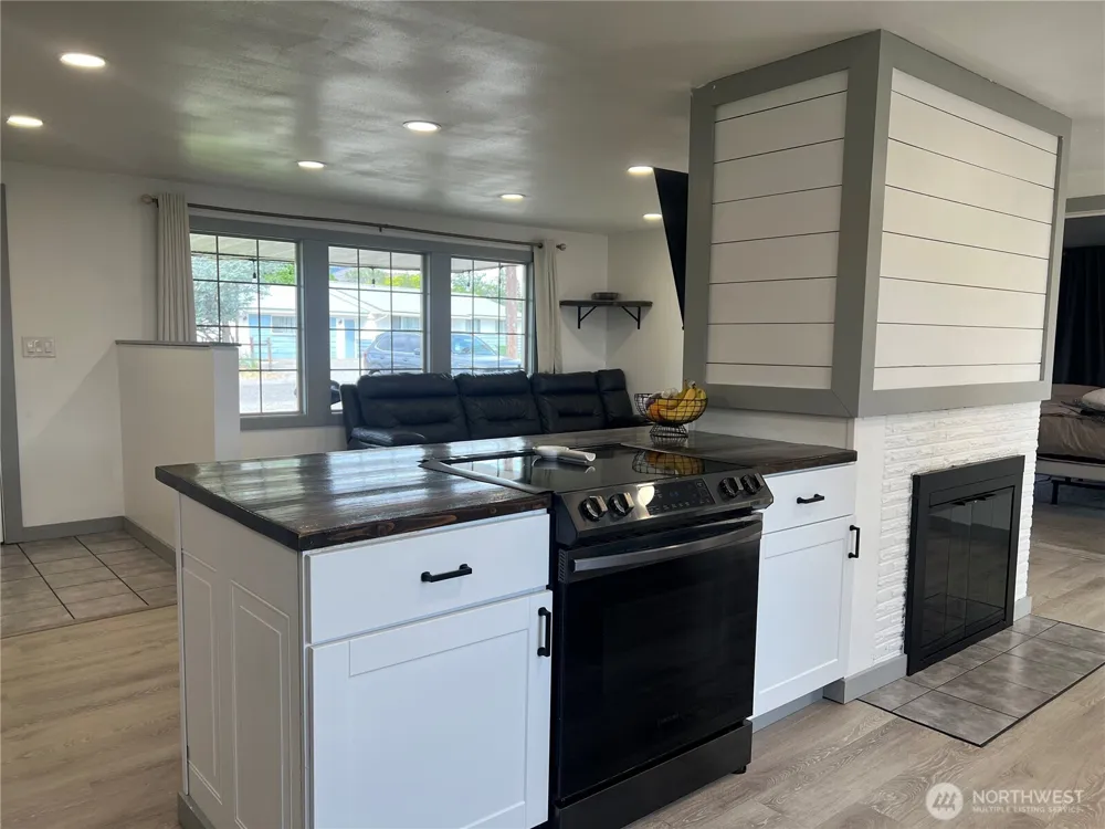 612 Skyview Drive Omak, WA 98841