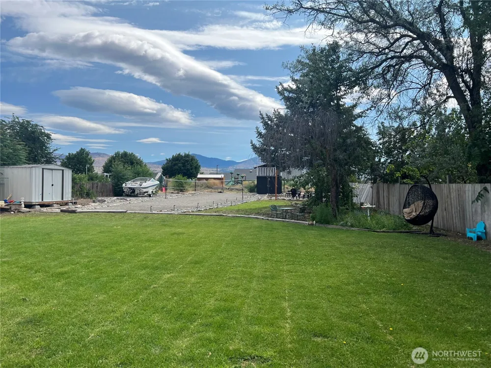 612 Skyview Drive Omak, WA 98841