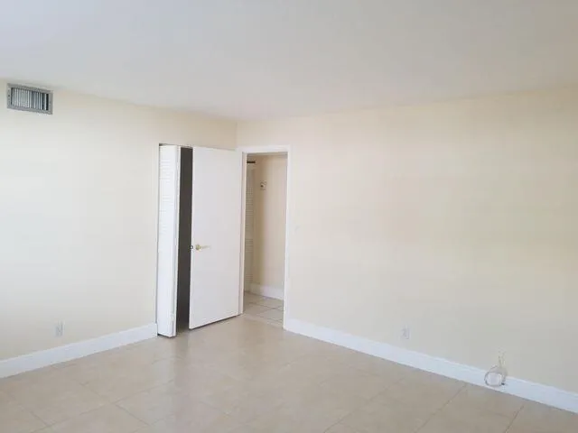 720 Dixie Highway #202 Lantana, FL 33462