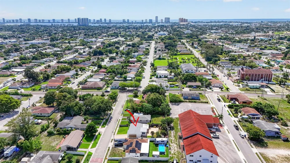 1333 W 31st Street Riviera Beach, FL 33404