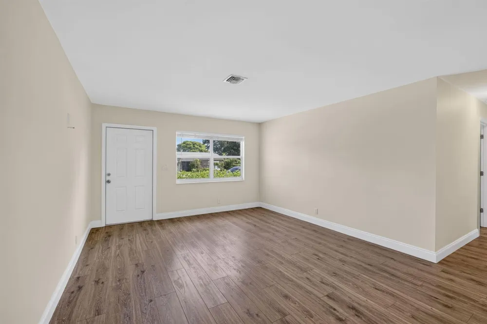 1333 W 31st Street Riviera Beach, FL 33404