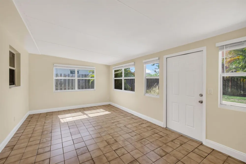1333 W 31st Street Riviera Beach, FL 33404