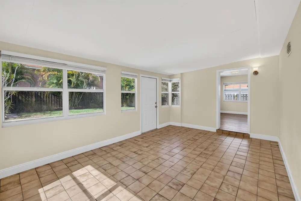 1333 W 31st Street Riviera Beach, FL 33404