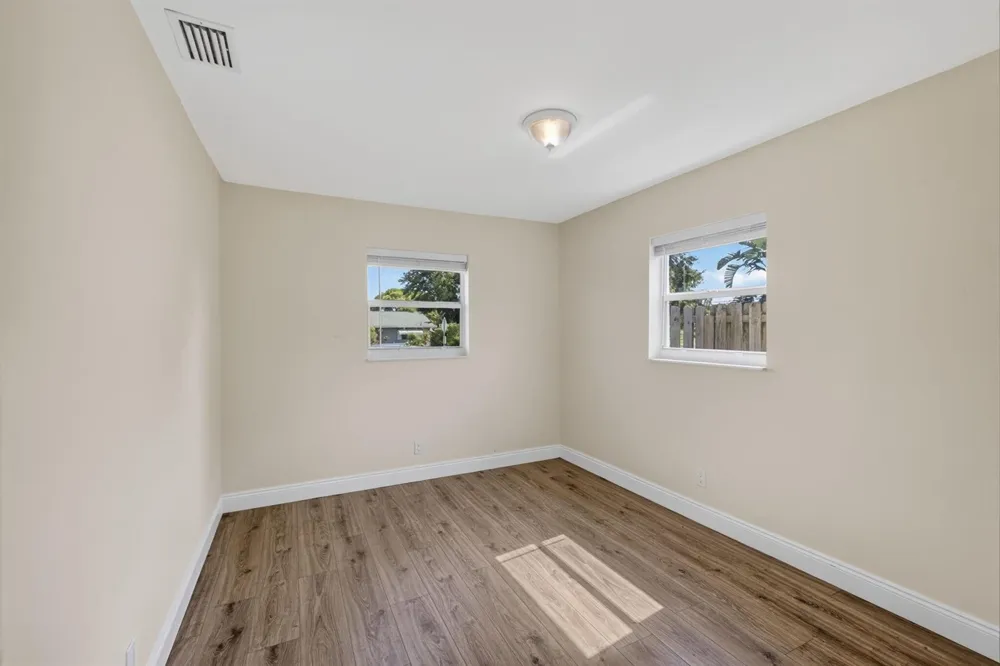1333 W 31st Street Riviera Beach, FL 33404