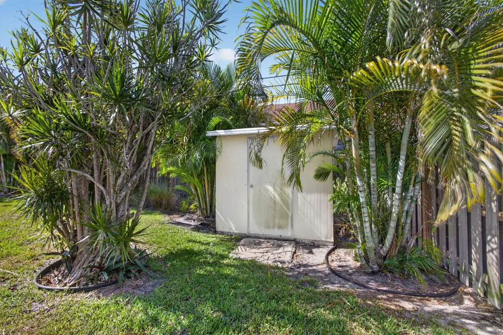 1333 W 31st Street Riviera Beach, FL 33404