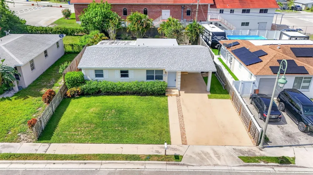 1333 W 31st Street Riviera Beach, FL 33404