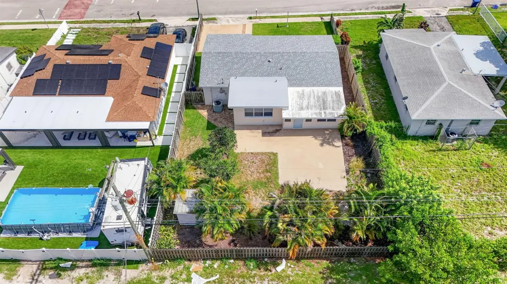 1333 W 31st Street Riviera Beach, FL 33404