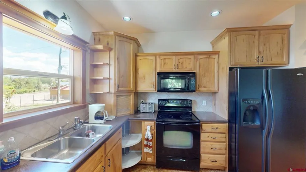119 North Fork Avenue Paonia, CO 81428