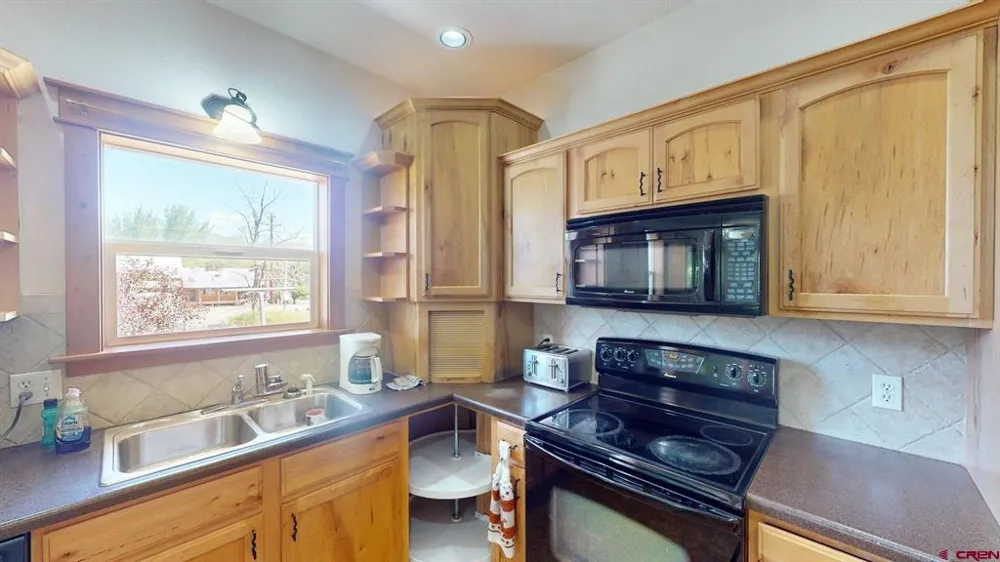 119 North Fork Avenue Paonia, CO 81428
