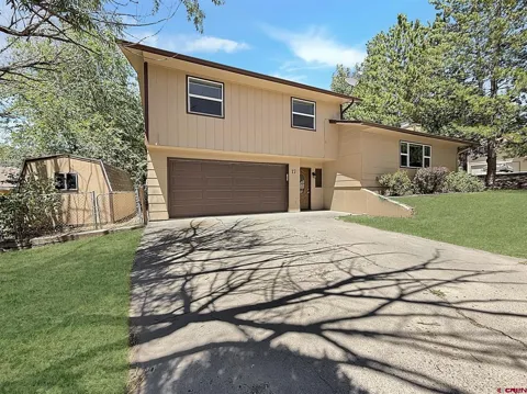 17 Alder Drive