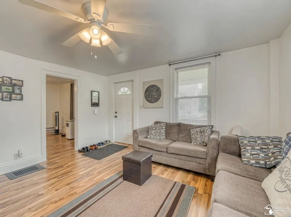 511 W 3rd Street Monroe City, MI 48161