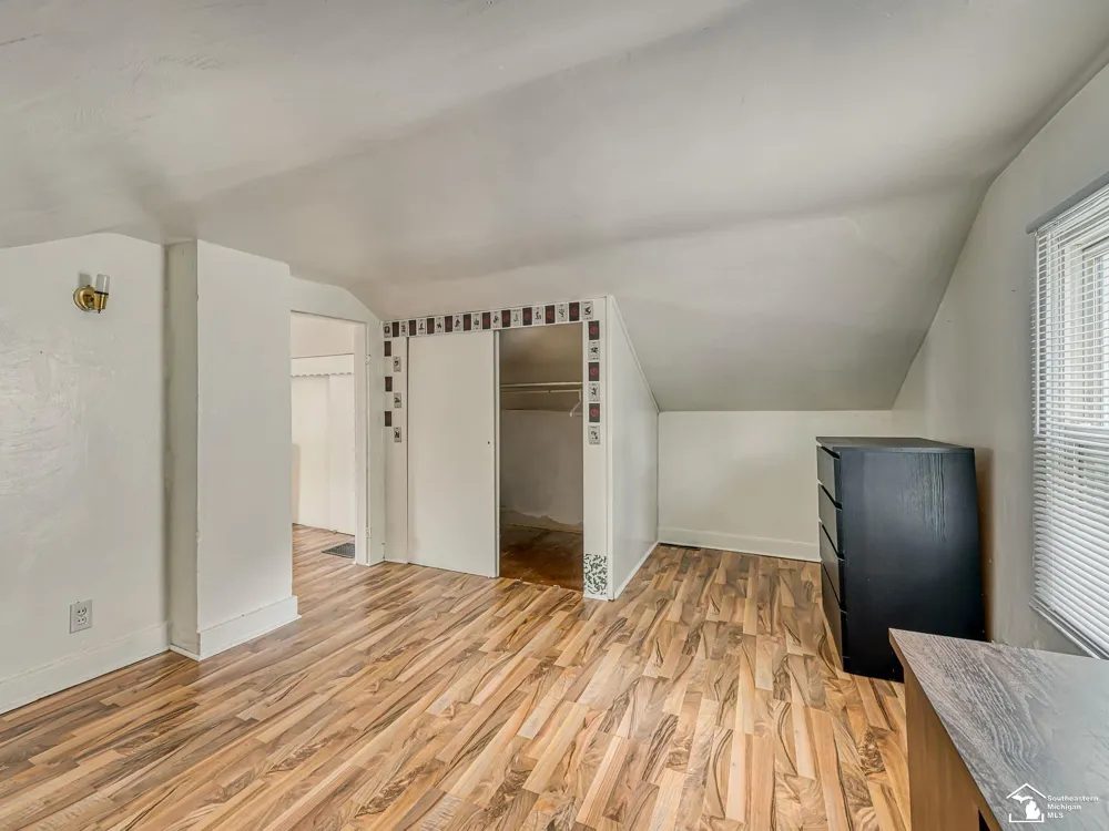511 W 3rd Street Monroe City, MI 48161
