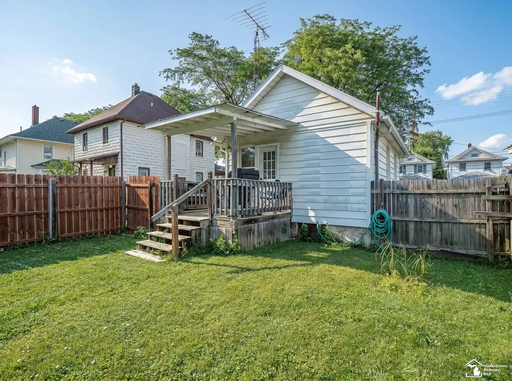 511 W 3rd Street Monroe City, MI 48161