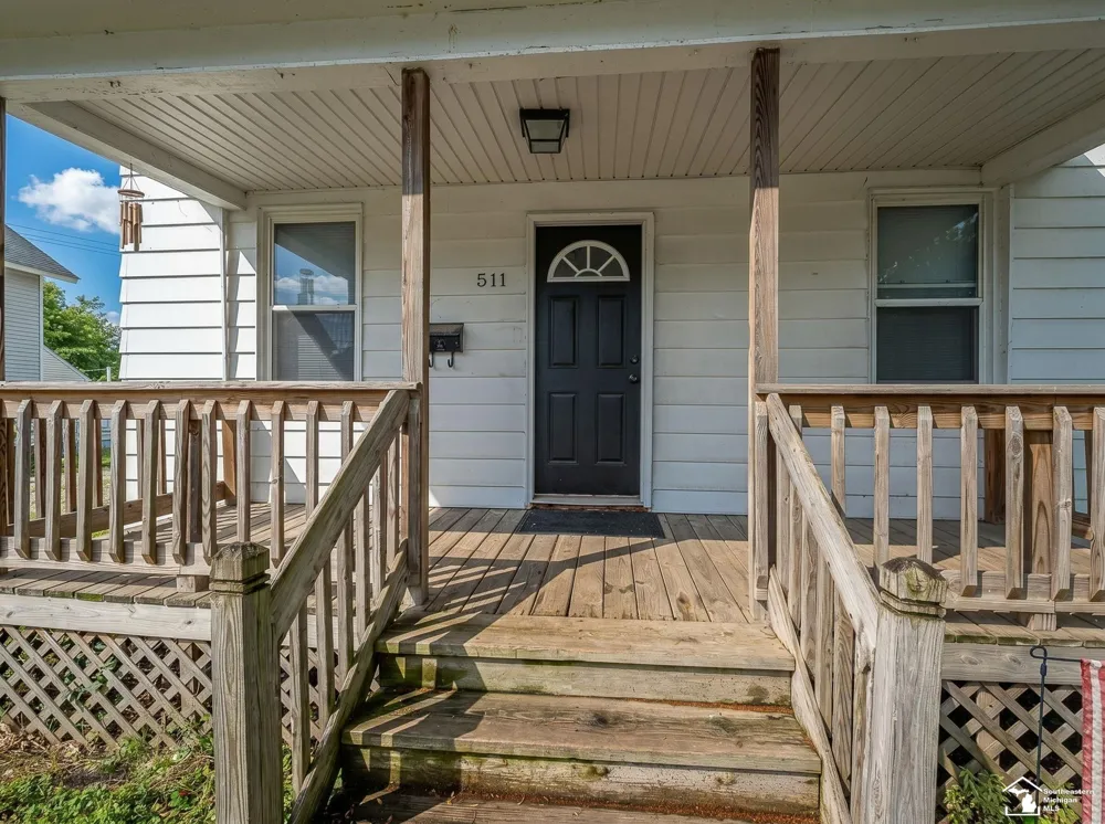 511 W 3rd Street Monroe City, MI 48161