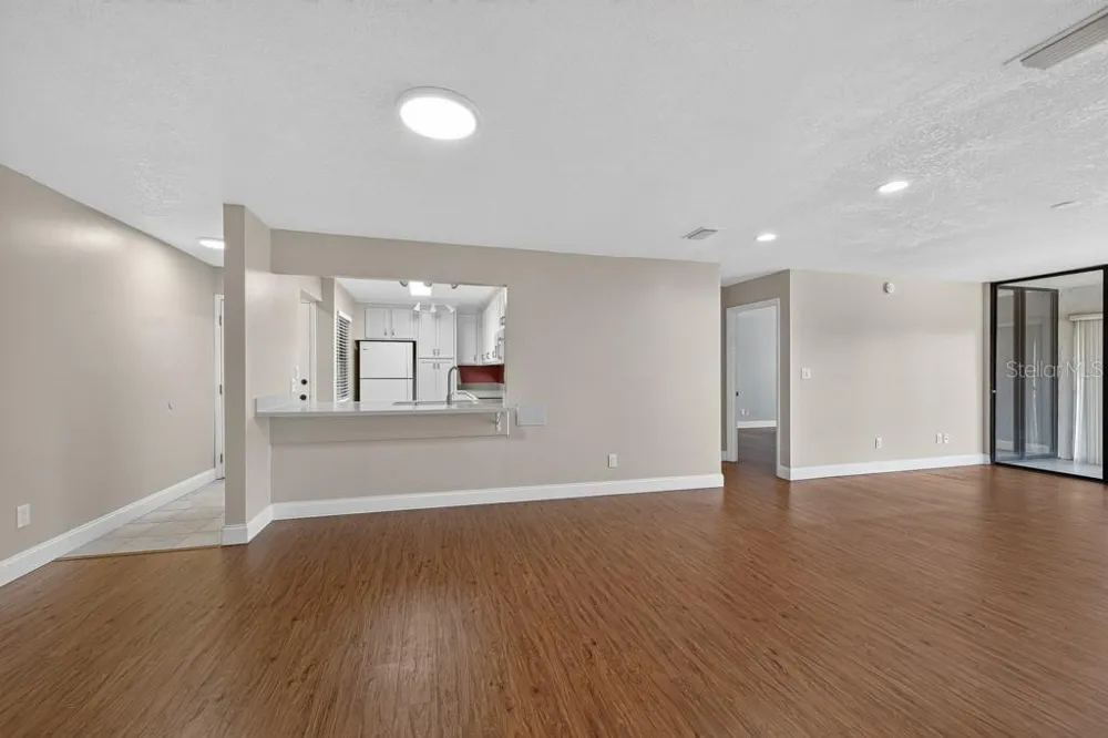 12300 VONN ROAD #4307 Largo, FL 33774