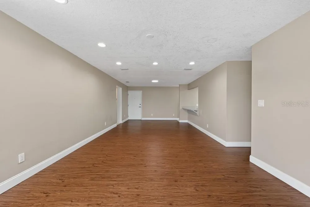 12300 VONN ROAD #4307 Largo, FL 33774