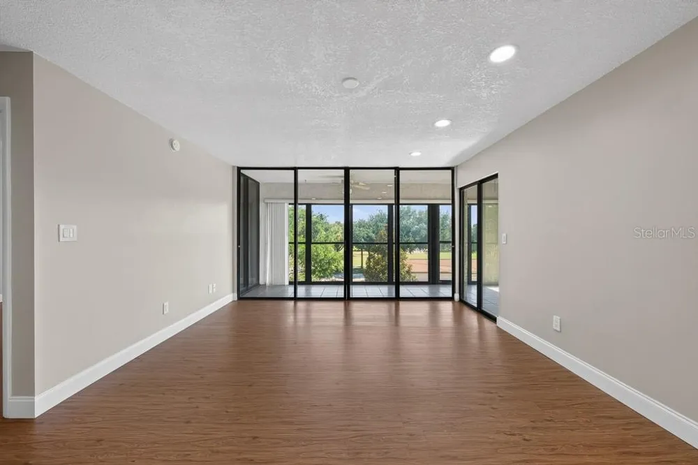 12300 VONN ROAD #4307 Largo, FL 33774