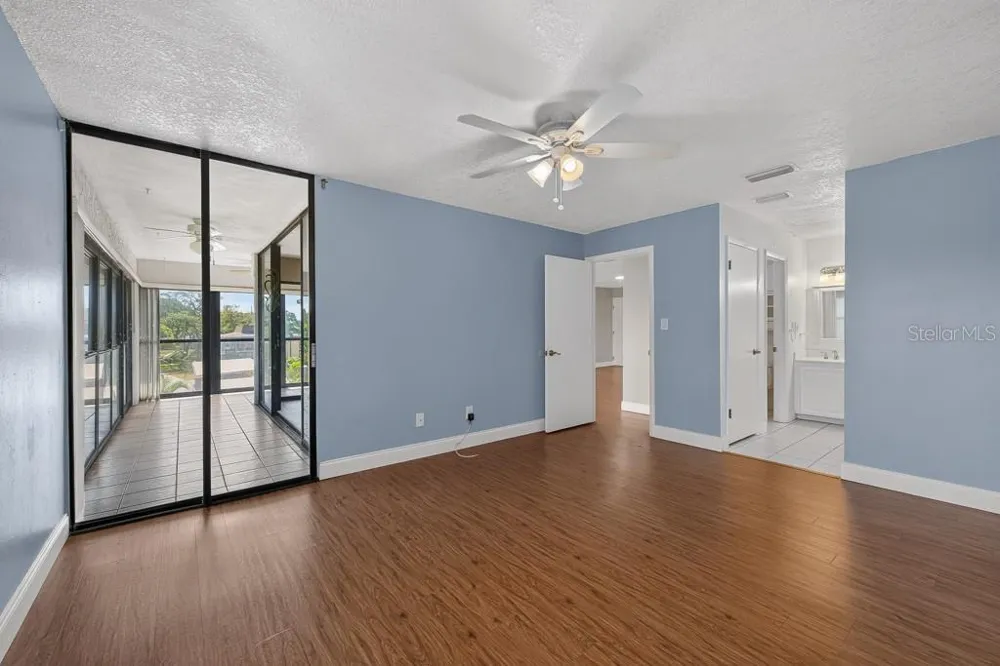 12300 VONN ROAD #4307 Largo, FL 33774