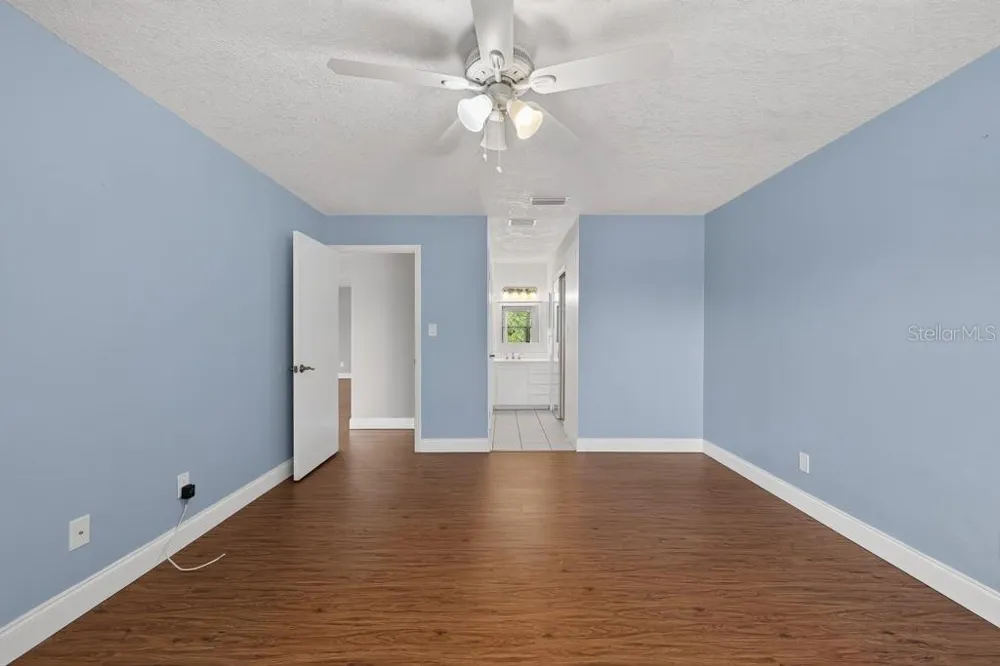 12300 VONN ROAD #4307 Largo, FL 33774