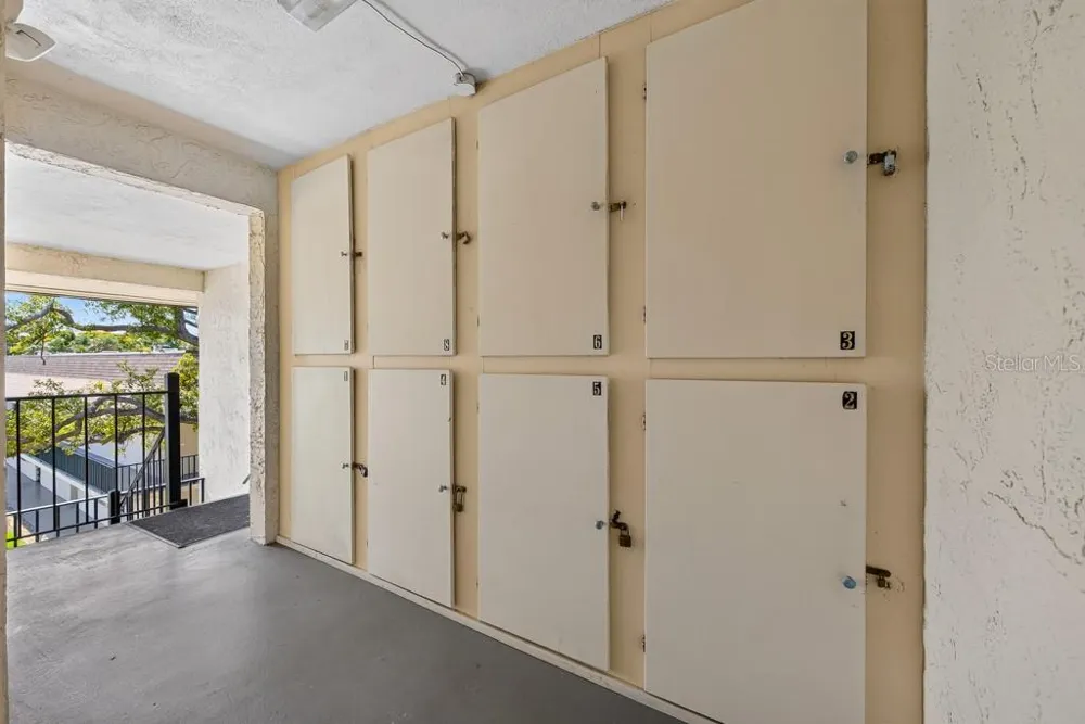 12300 VONN ROAD #4307 Largo, FL 33774